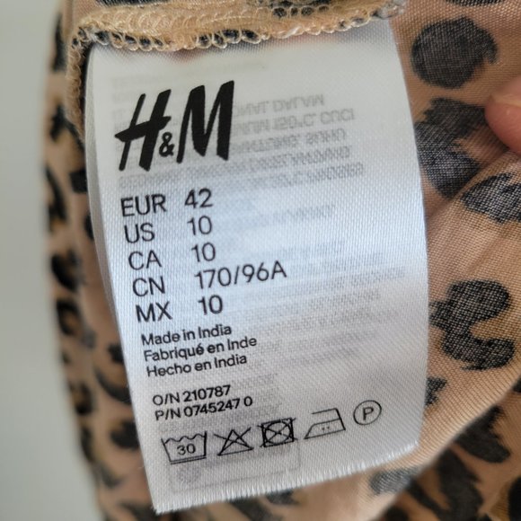 H&M flowy leopard print tank top - Picture 5 of 6